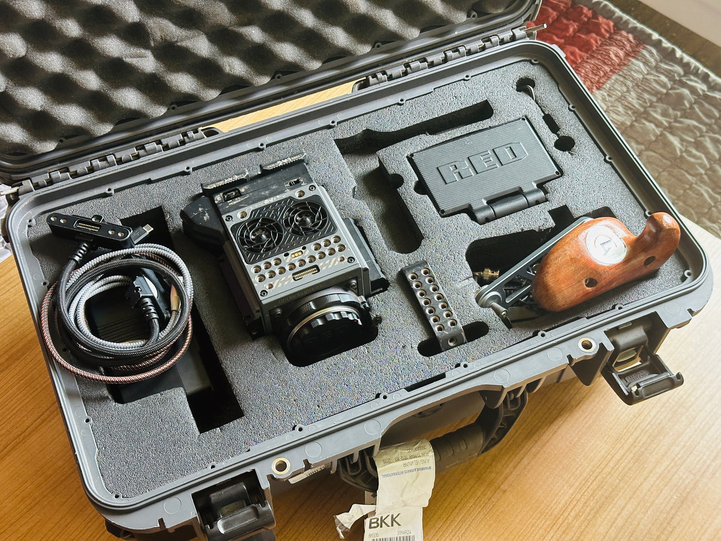 Pre-Owned Red Scarlet-W 5K